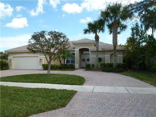 Property Photo:  3106 SE Indian Wells Place  FL 34997 