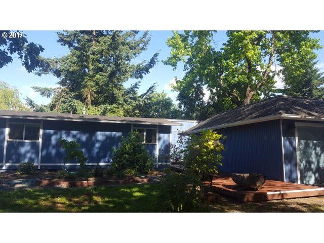 Property Photo: 1411 Quaker St OR 97402