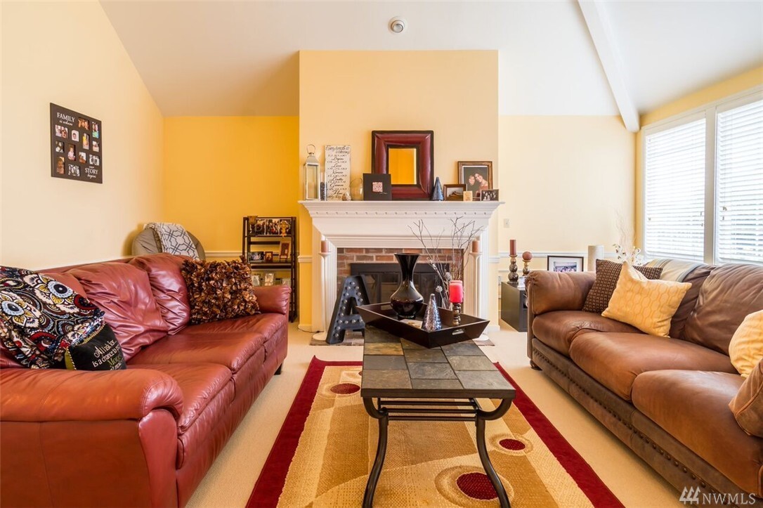 Property Photo: 4435 175th Place SE WA 98006