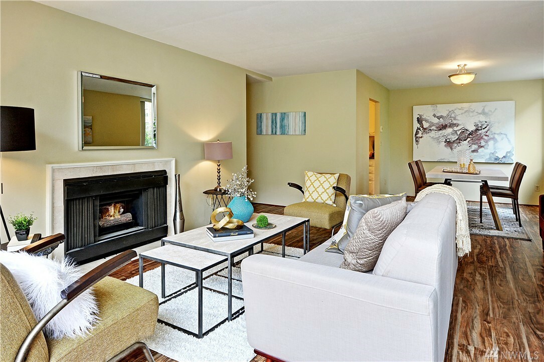 Property Photo: 1120 8th Ave 403 WA 98101