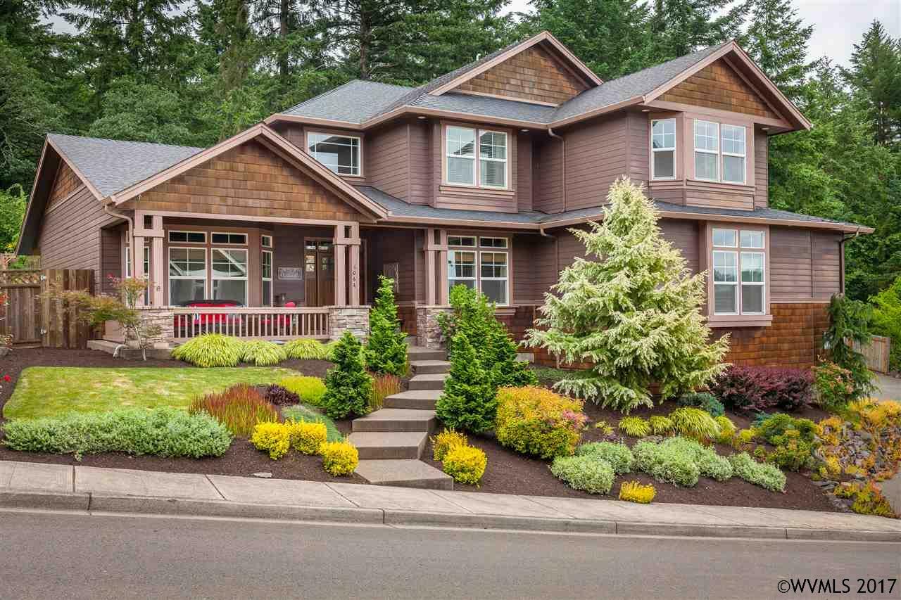 Property Photo: 6064 Pikes Pass St OR 97306