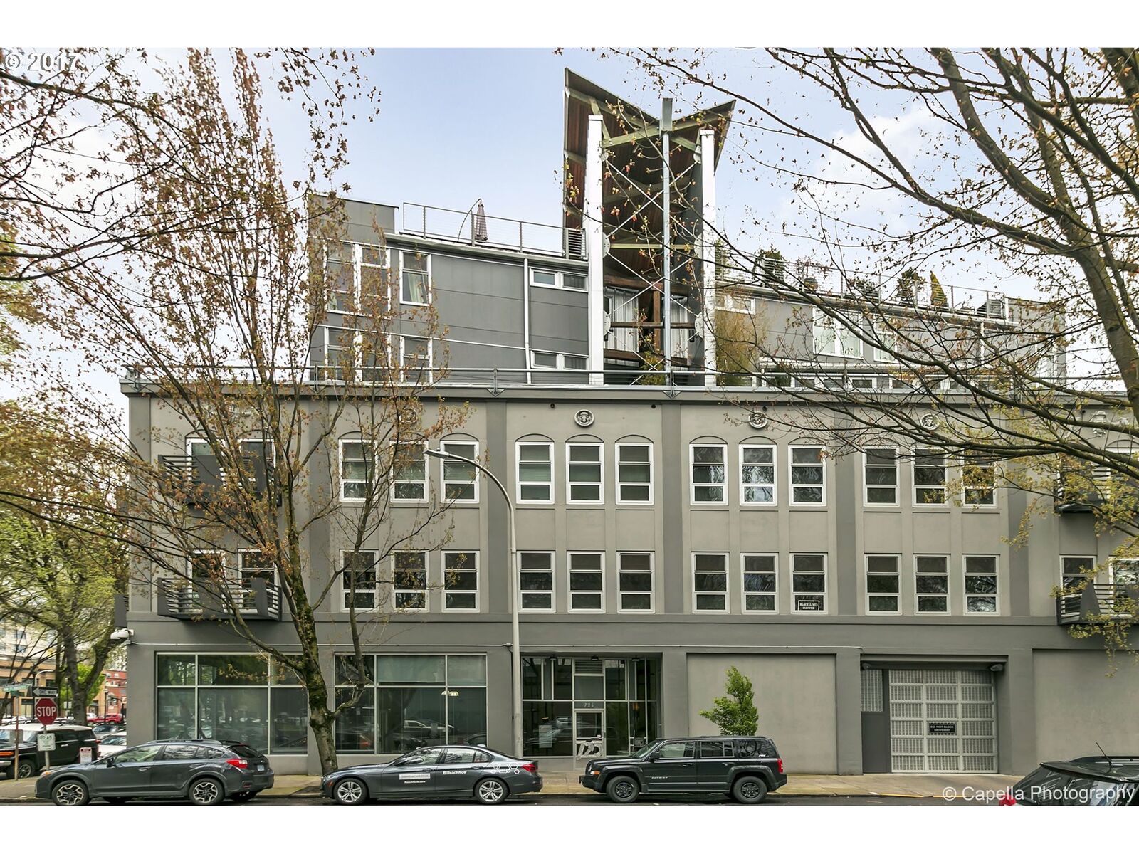 Property Photo:  725 NW Flanders St 305  OR 97209 