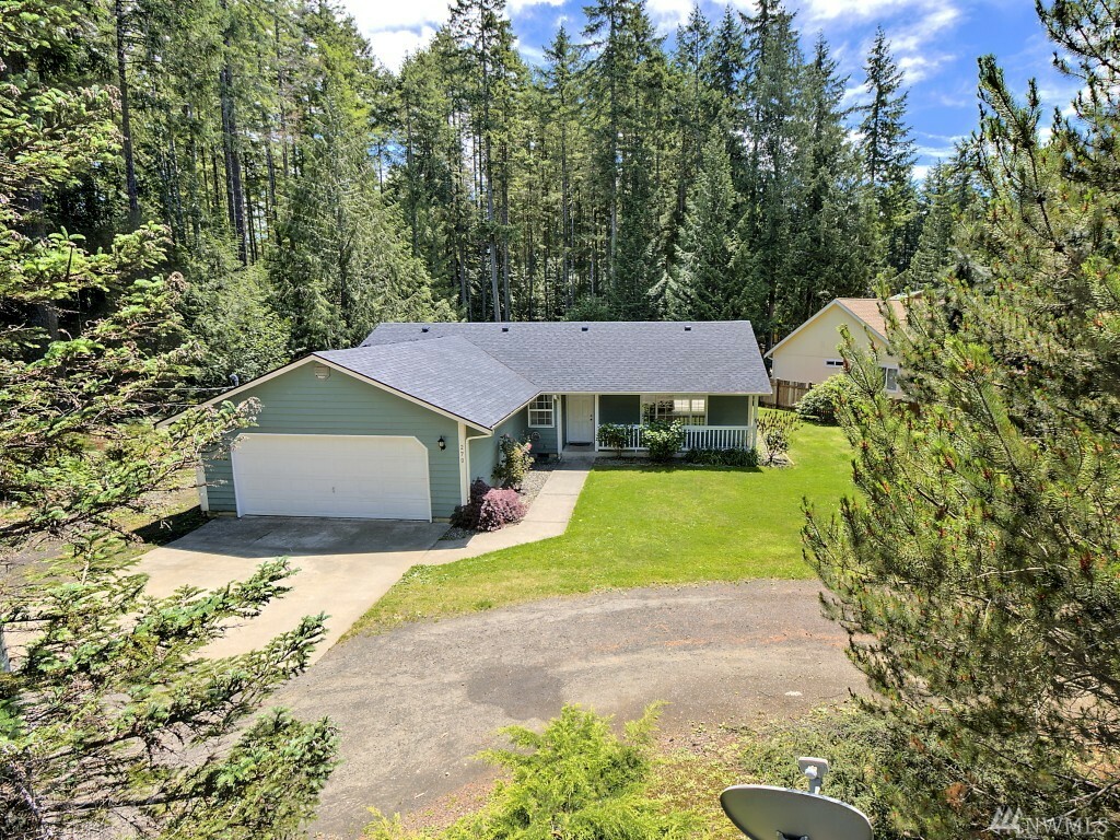 Property Photo:  270 E Aycliffe Dr  WA 98584 