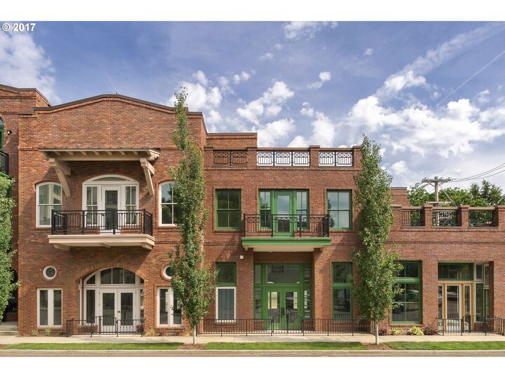 109 SW Gibbs St 3  Portland OR 97239 photo