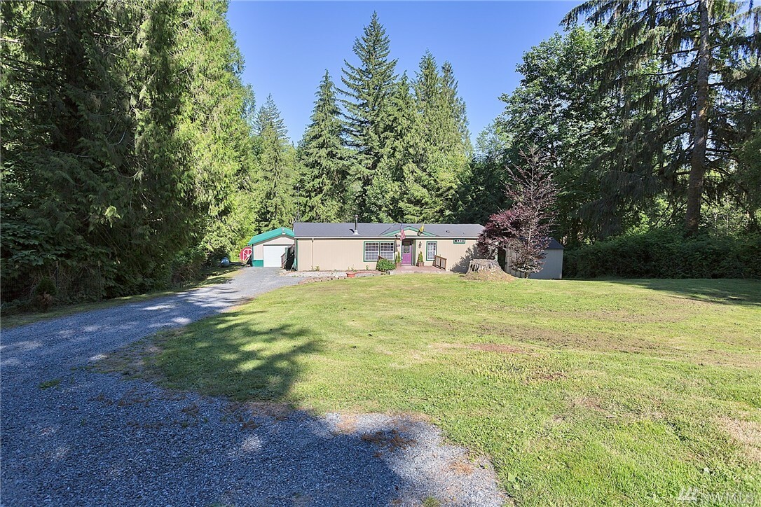 Property Photo:  711 N Carpenter Rd  WA 98290 