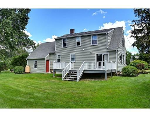 Property Photo:  93 Fiske Hill Rd  MA 01566 