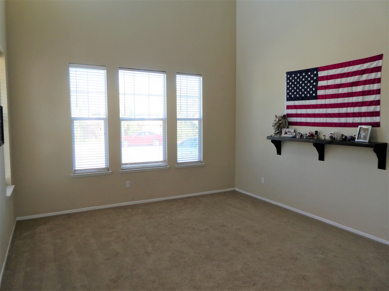 Property Photo:  2334 Citron Place  CA 92027 