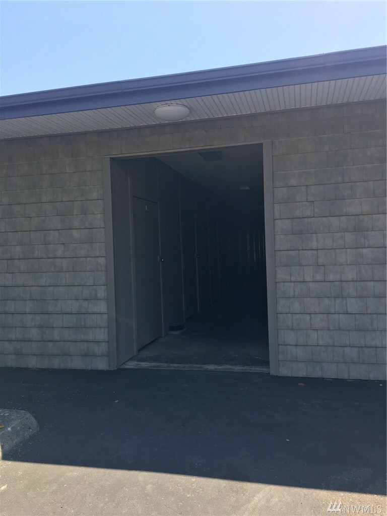 Property Photo: 516 Darby Dr F22 WA 98226