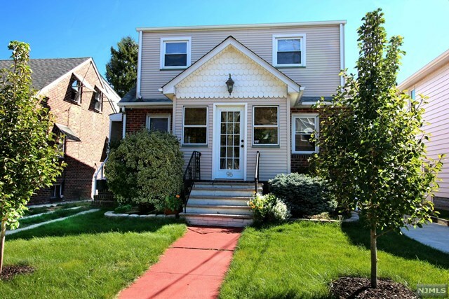 Property Photo:  96 Chestnut St  NJ 07031 