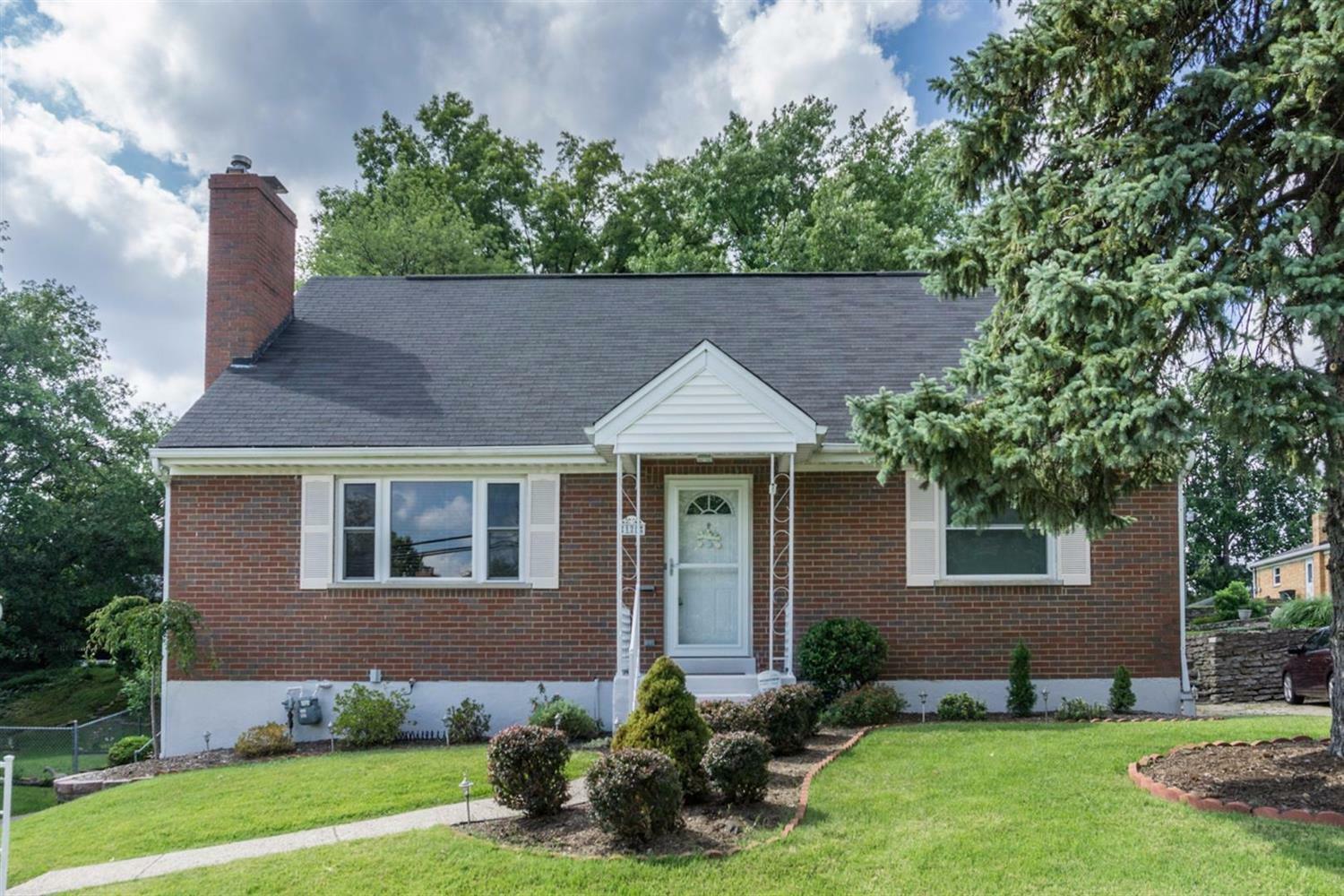 Property Photo:  125 Clover Ridge Avenue  KY 41075 