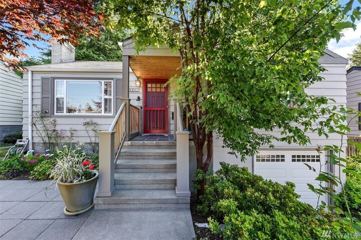 6246 45th Ave NE  Seattle WA 98115 photo