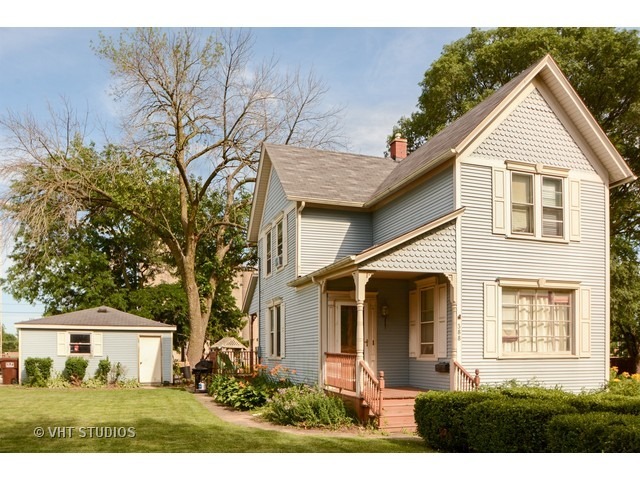 Property Photo:  388 Walnut Street  IL 60950 