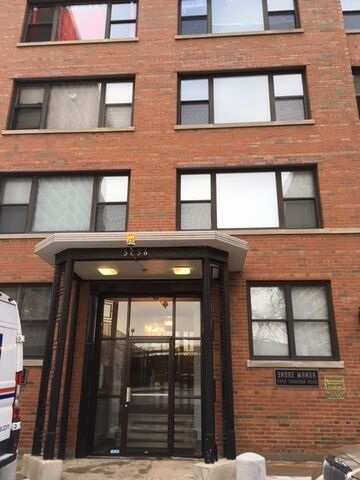 Property Photo: 5858 Sheridan Road 706 IL 60660