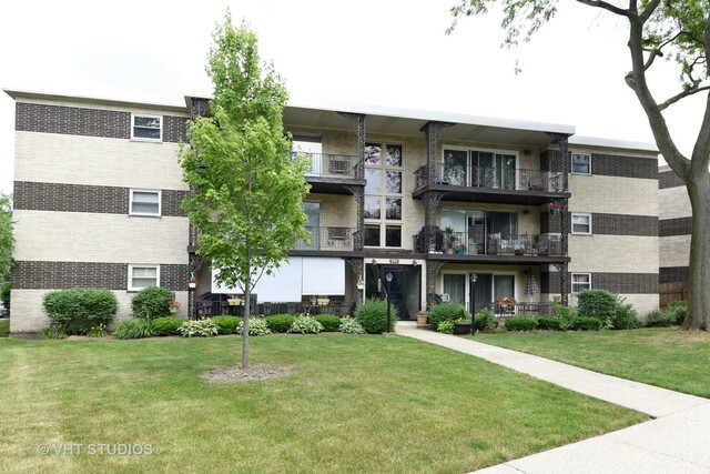 Property Photo:  905 8th Avenue 6  IL 60525 