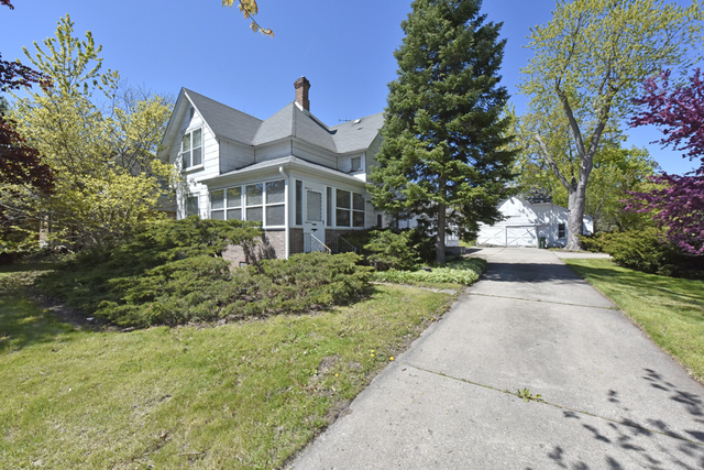 Property Photo:  4118 Old Grand Avenue  IL 60031 