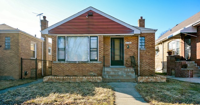 Property Photo:  9920 S Sangamon Street  IL 60643 