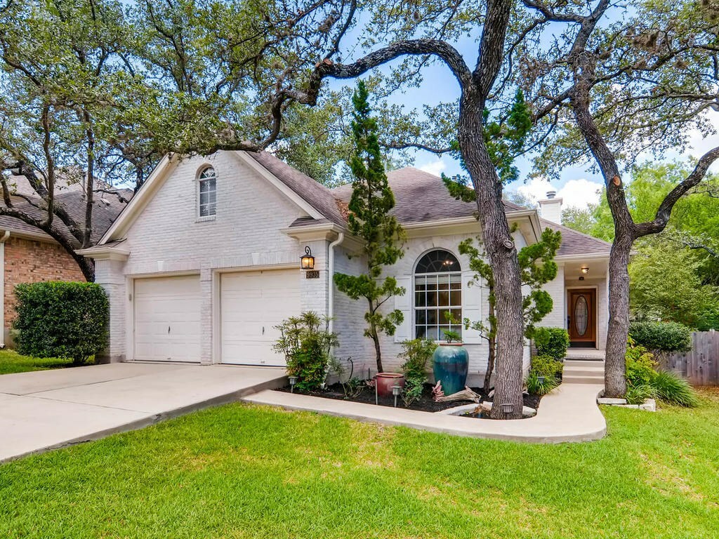 Property Photo: 9935 Barbrook Drive TX 78726
