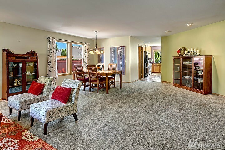 Property Photo: 4718 142nd St SE WA 98296