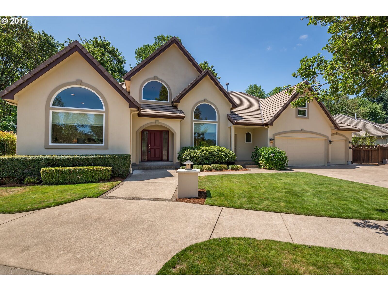 97408 4 bed Eugene home for sale: 3828 Mirror Pond Way, Eugene, OR 97408