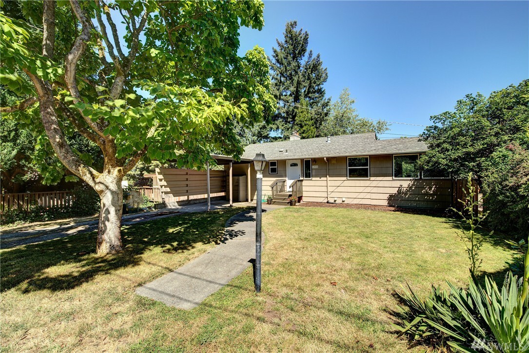 Property Photo:  12044 22nd Ave NE  WA 98125 