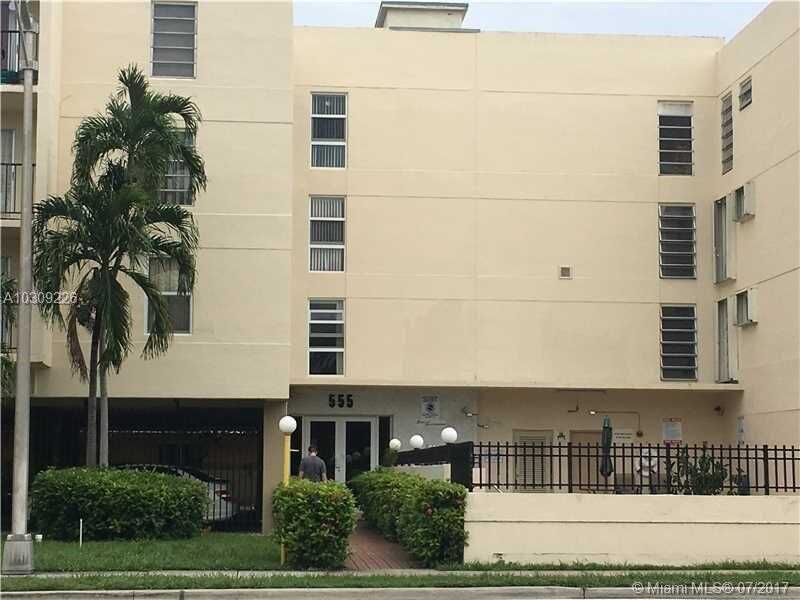 Property Photo:  555 NE 123rd St 314-B  FL 33161 