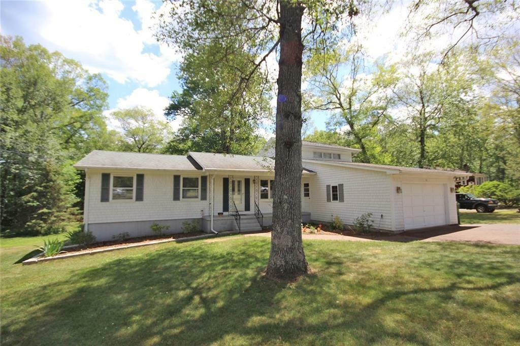 Property Photo:  15 Taylor Drive  CT 06424 