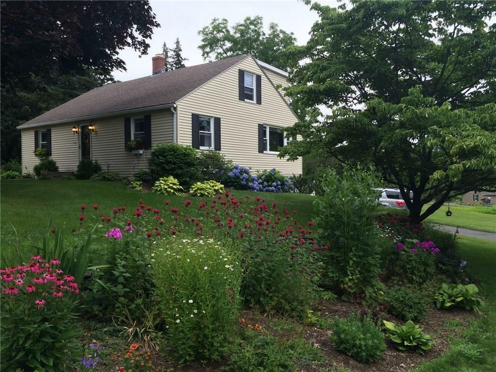 Property Photo:  109 Meeting House Hill Road  CT 06422 