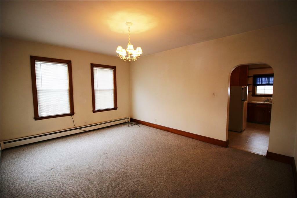 Property Photo:  15 Rockwood Avenue B  CT 06401 