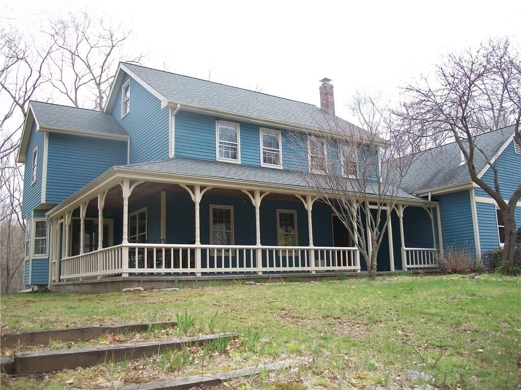 Property Photo:  24 Genesee Lane  CT 06443 