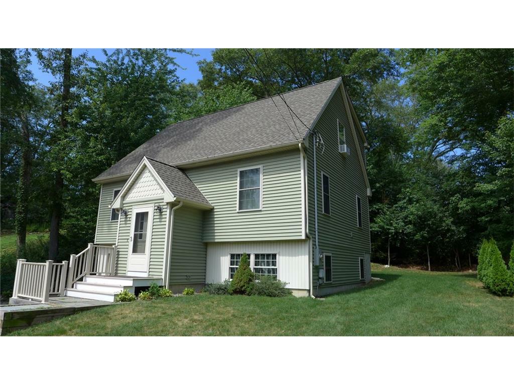 Property Photo:  7 Beach Lane  CT 06370 
