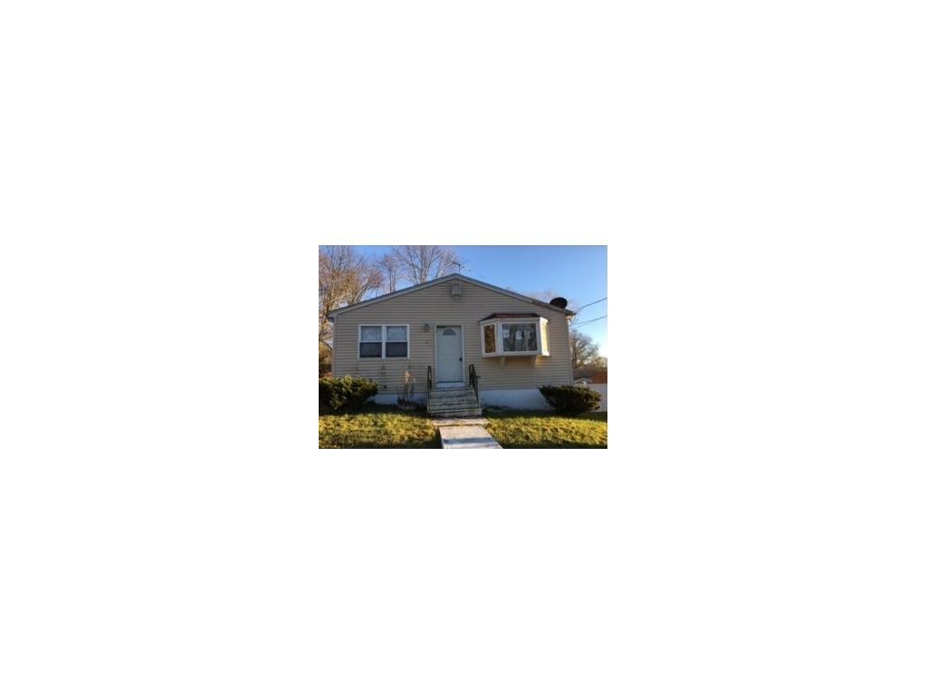Property Photo:  30 Nonquit Street  CT 06516 