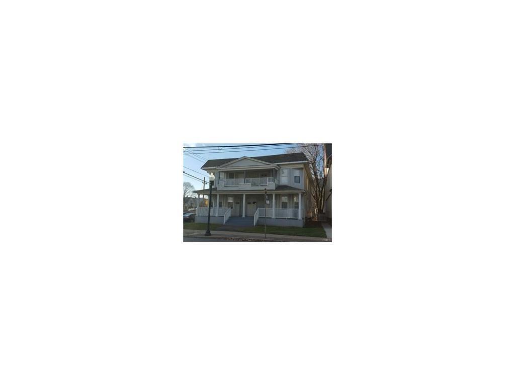 Property Photo: 443 Newfield Avenue 2R CT 06607