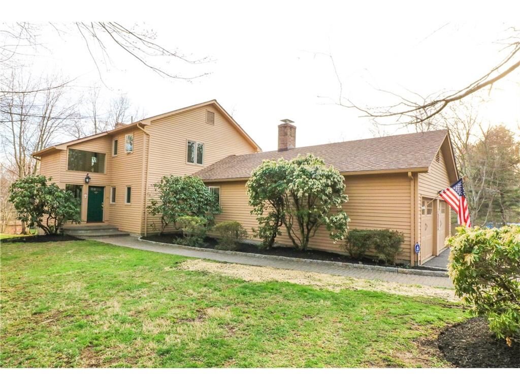Property Photo: 26 Fairway Lane CT 06611