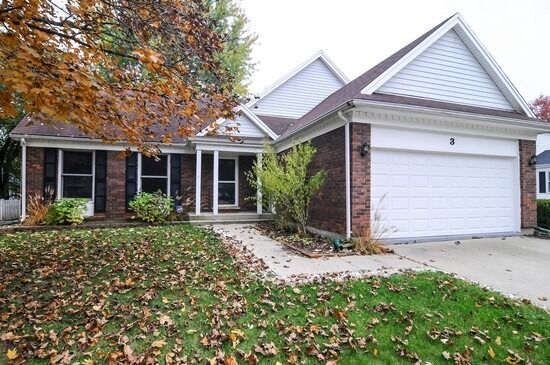 Property Photo:  3 St. Ives Lane  IL 60061 