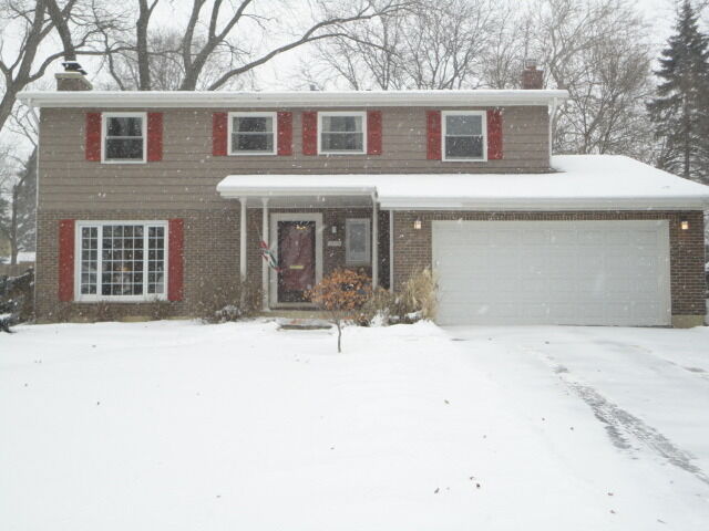 Property Photo: 1515 Center Avenue IL 60189