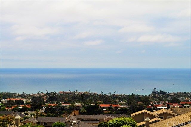 Property Photo:  621 Avenida Acapulco  CA 92672 