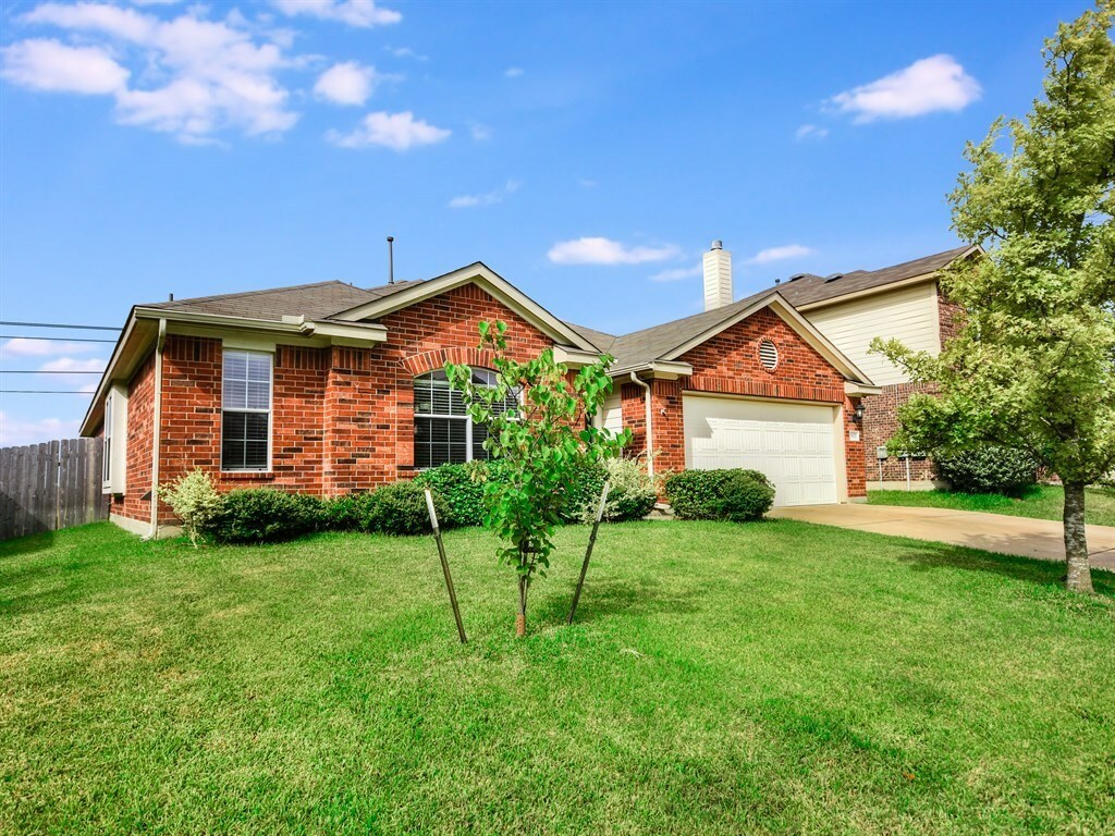 Property Photo:  18625 Dry Brook Loop  TX 78660 