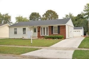 Property Photo: 57 Laurel Trail IL 60090