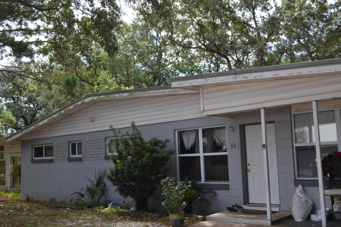 Property Photo:  28 SW First Street  FL 32548 