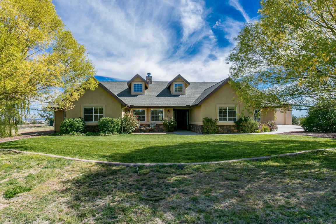 Property Photo:  255 S Reed Road  AZ 86323 