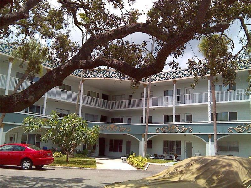 Property Photo:  2380 World Parkway Boulevard 54  FL 33763 
