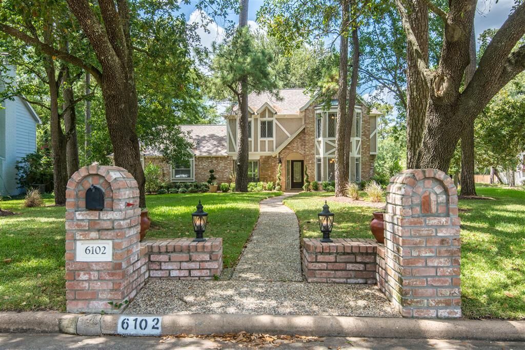 Property Photo:  6102 Morningcrest Court  TX 77389 