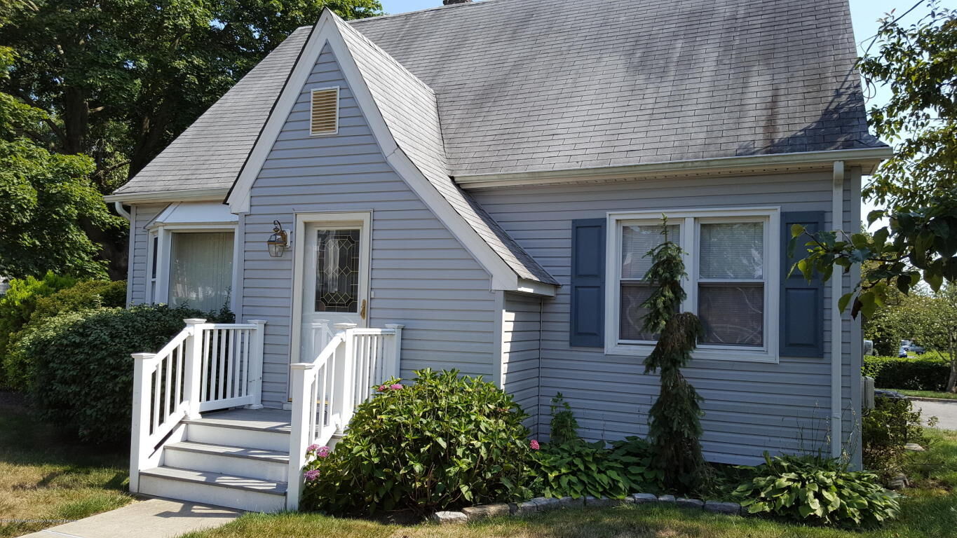Property Photo:  161 James Street  NJ 08753 