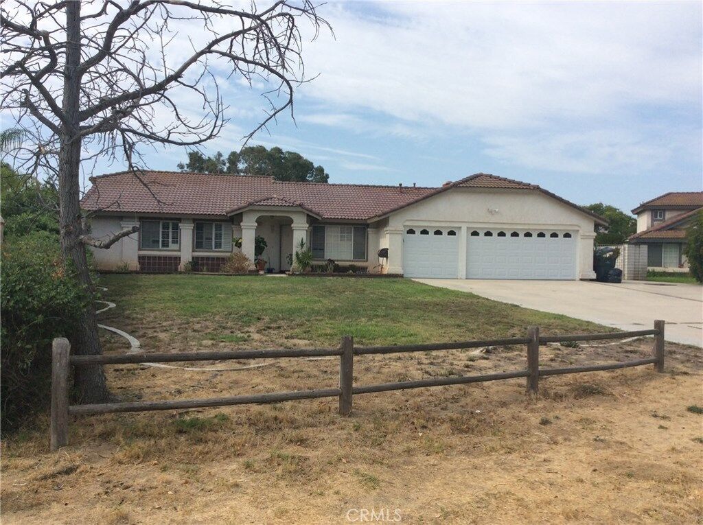 Property Photo: 6736 Misty Ridge Drive CA 92505