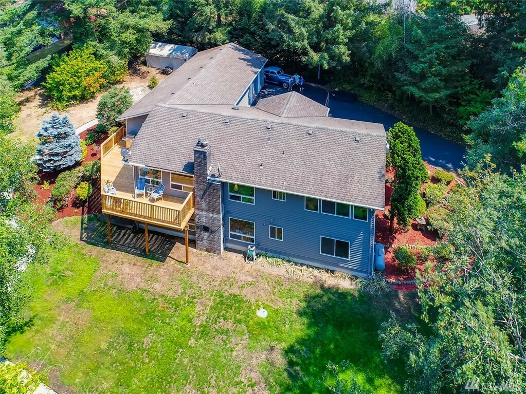 Property Photo:  1529 240th Place SW  WA 98021 