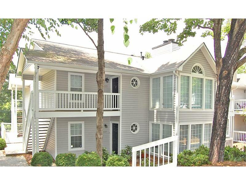Property Photo: 805 Countryside Place SE 805 30080