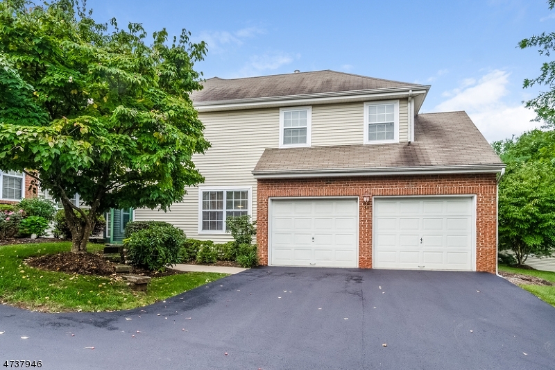 Property Photo:  11 Shackamaxon Ter  NJ 08801 