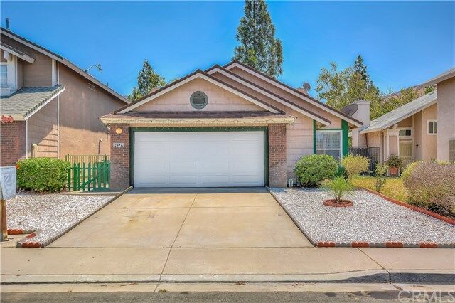 Property Photo:  14527 El Contento Avenue  CA 92337 