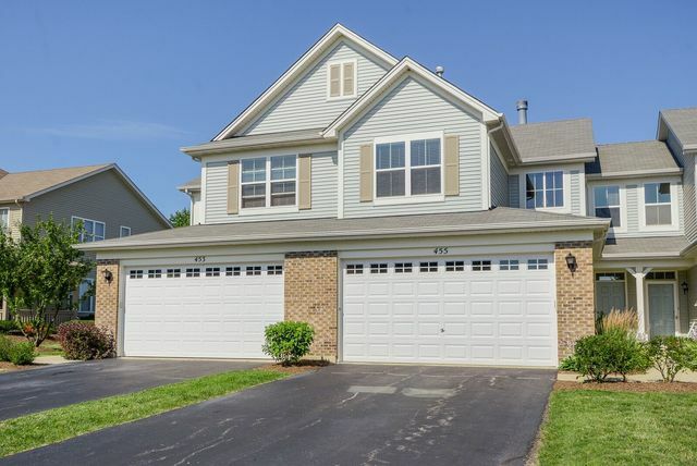 Property Photo:  455 Dancer Lane  IL 60543 