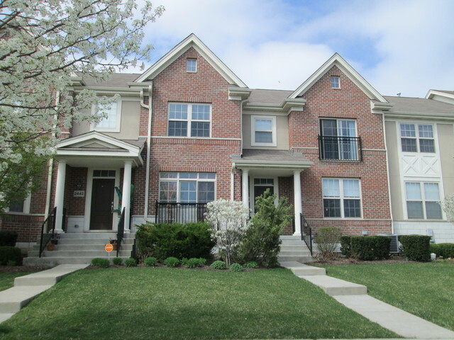 Property Photo: 2440 Waterbury Lane 2440 IL 60089